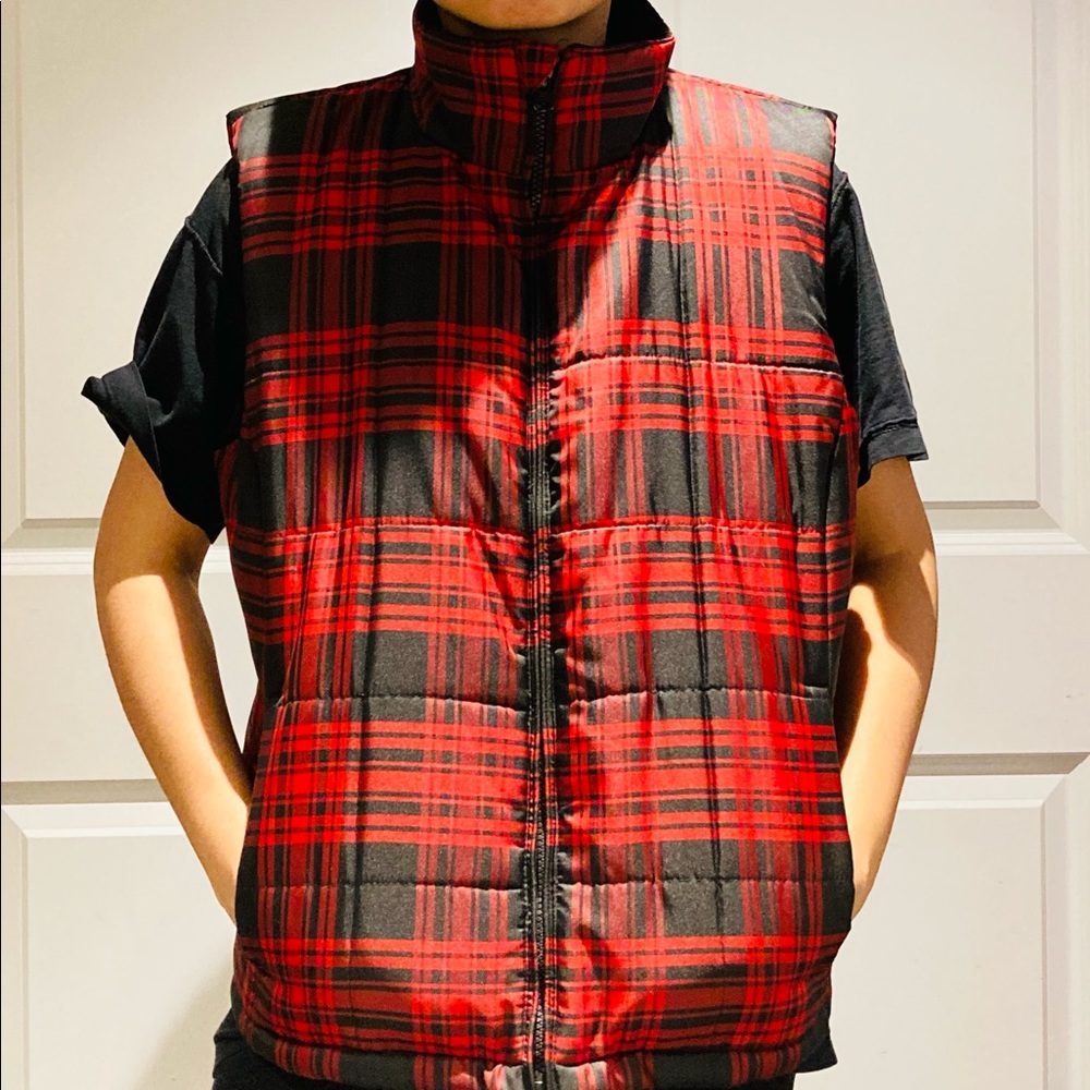 🎈SOLD🎈American Living Plaid Puffy Vest
